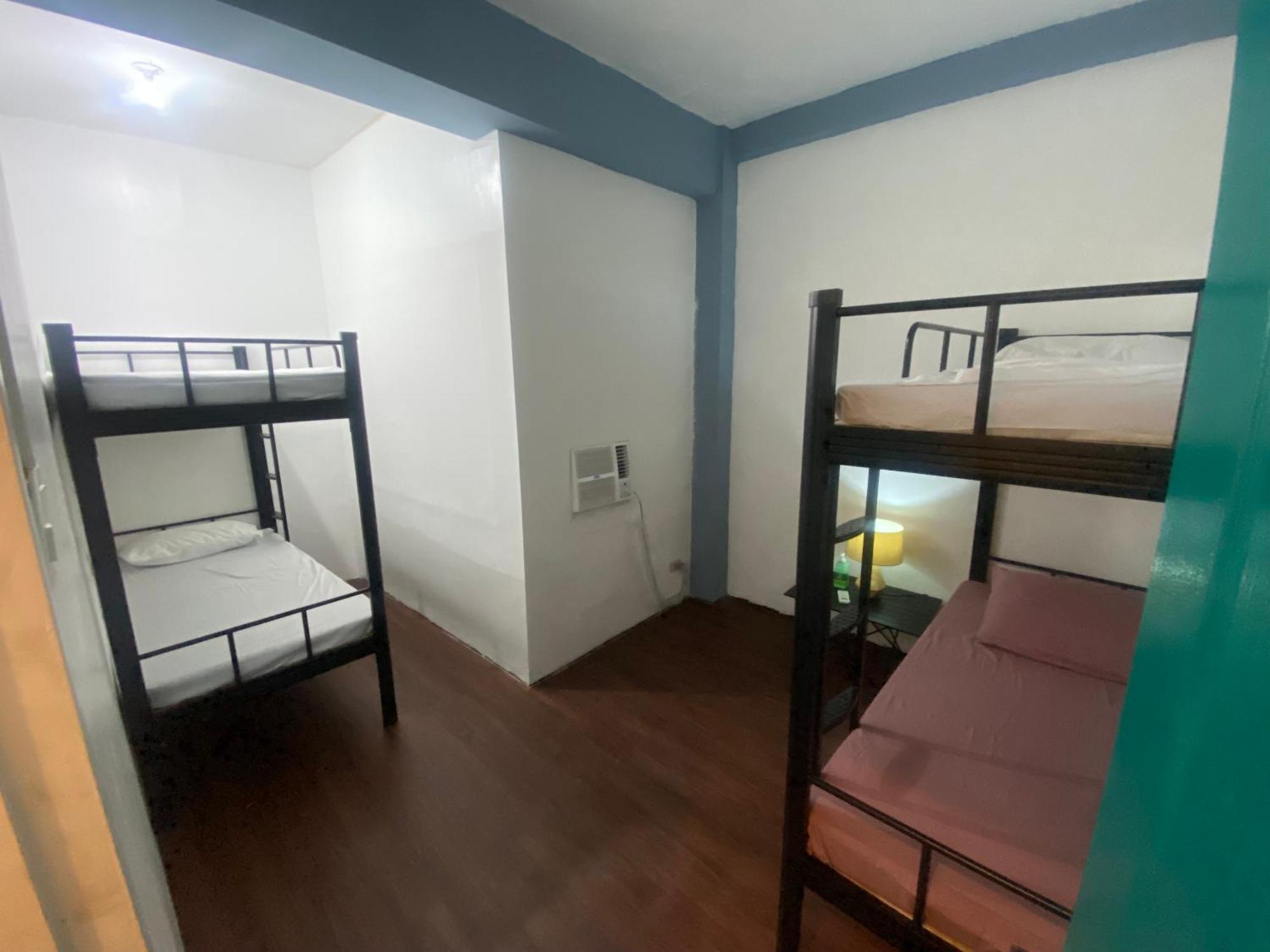 Lime Lite Manila Hostel Макати Экстерьер фото